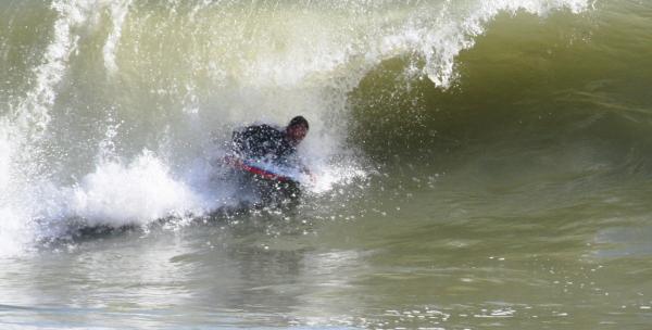 Andre Habets, tube/barrel at Bikiny Beach